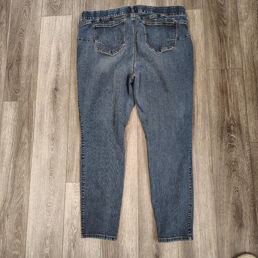 Torrid Classic Blue Bombshell Skinny Jeans Size 22R - Picture 6 of 7